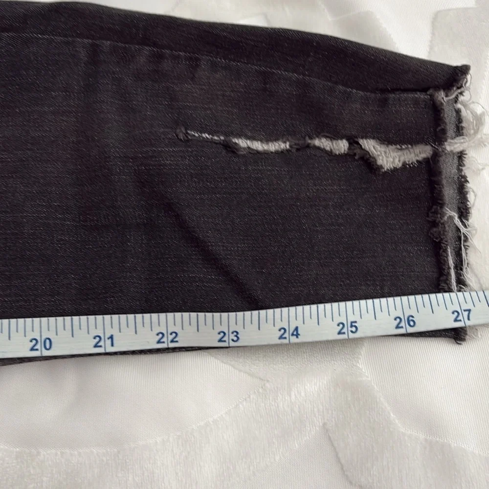 Lane Bryant Black Skinny Jeans with Distressed Hem. Size 24R
Made w/1% Elastane. - Picture 11 of 11